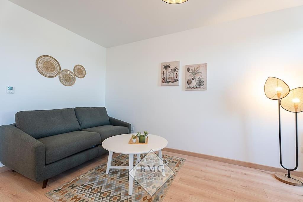 Bellagio Appartement Disneyland เซร์ริส ภายนอก รูปภาพ